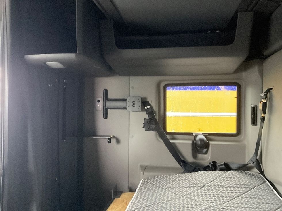 Sleeper Tractor-Heavy Duty Tractors-International-2023-LT625-Tacoma-WA-621,028\n\t\tmiles-$ 49,750 - Image 19