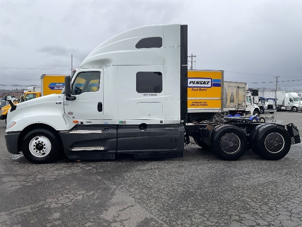 Sleeper Tractor-Heavy Duty Tractors-International-2023-LT625-Tacoma-WA-621,028\n\t\tmiles-$ 49,750 - Image 4