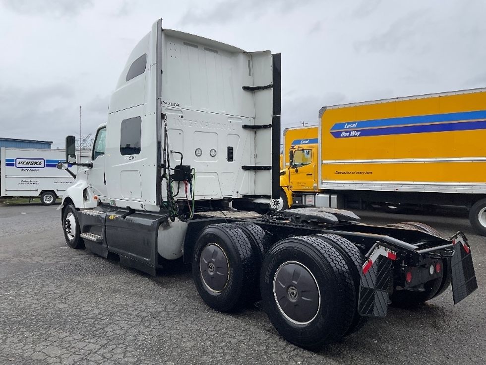 Sleeper Tractor-Heavy Duty Tractors-International-2023-LT625-Tacoma-WA-621,028\n\t\tmiles-$ 49,750 - Image 5