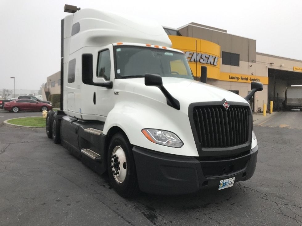 Sleeper Tractor-Heavy Duty Tractors-International-2023-LT625-Torrance-CA-437,894\n\t\tmiles-$ 69,500 - Image 1