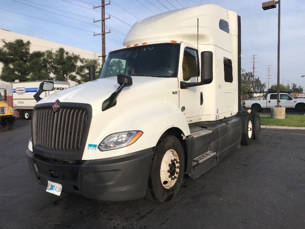 Sleeper Tractor-Heavy Duty Tractors-International-2023-LT625-Torrance-CA-465,372\n\t\tmiles-$ 66,500 - Image 3