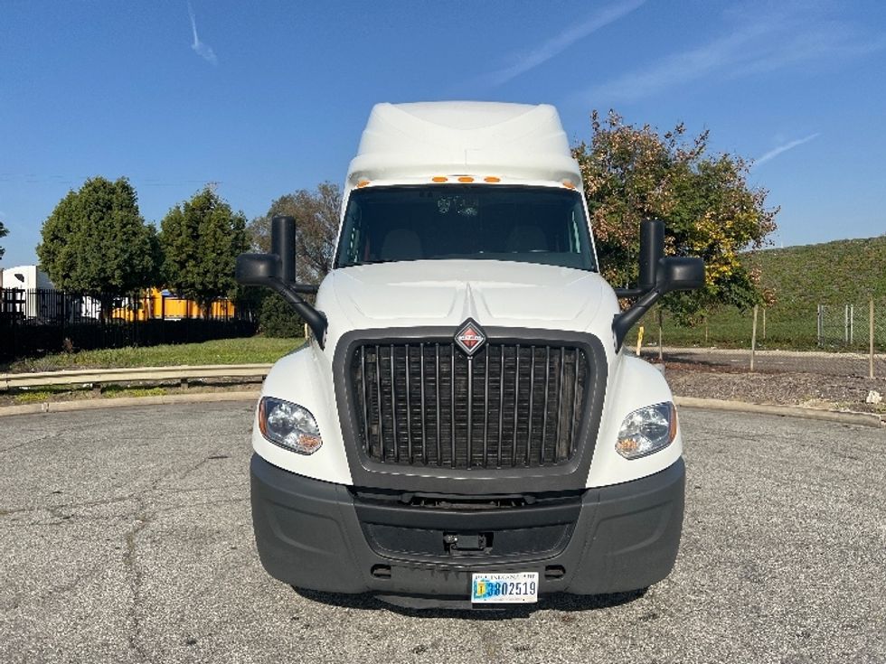 Sleeper Tractor-Heavy Duty Tractors-International-2023-LT625-Torrance-CA-528,551\n\t\tmiles-$ 59,750 - Image 2