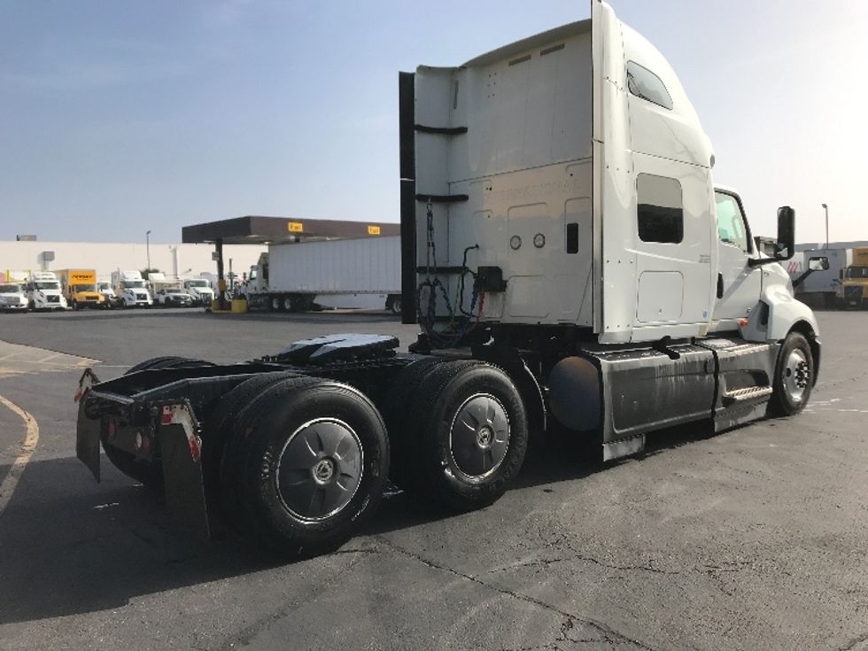 Sleeper Tractor-Heavy Duty Tractors-International-2023-LT625-Torrance-CA-531,216\n\t\tmiles-$ 59,500 - Image 7