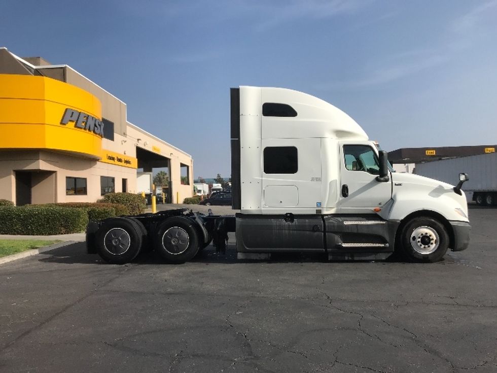 Sleeper Tractor-Heavy Duty Tractors-International-2023-LT625-Torrance-CA-531,216\n\t\tmiles-$ 59,500 - Image 8