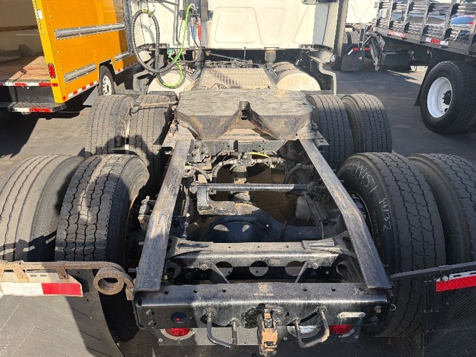 Sleeper Tractor-Heavy Duty Tractors-International-2023-LT625-Torrance-CA-541,388\n\t\tmiles-$ 58,500 - Image 6