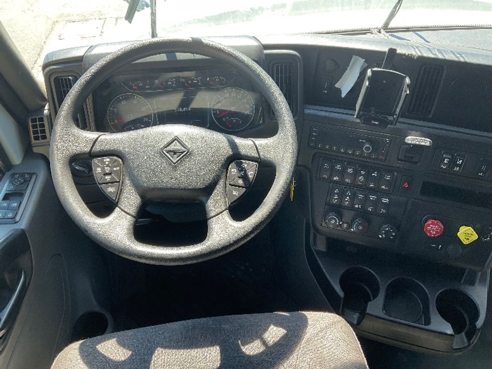 Sleeper Tractor-Heavy Duty Tractors-International-2023-LT625-Torrance-CA-578,455\n\t\tmiles-$ 54,250 - Image 11