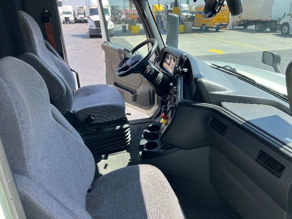 Sleeper Tractor-Heavy Duty Tractors-International-2023-LT625-Torrance-CA-579,952\n\t\tmiles-$ 54,750 - Image 14