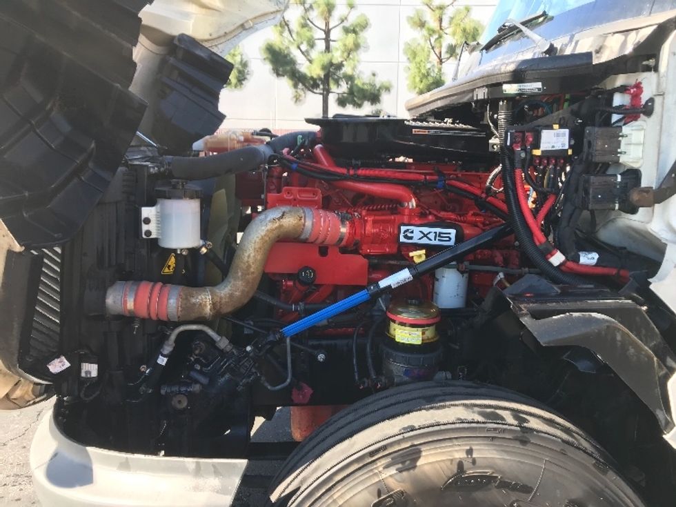 Sleeper Tractor-Heavy Duty Tractors-International-2023-LT625-Torrance-CA-627,591\n\t\tmiles-$ 49,000 - Image 18