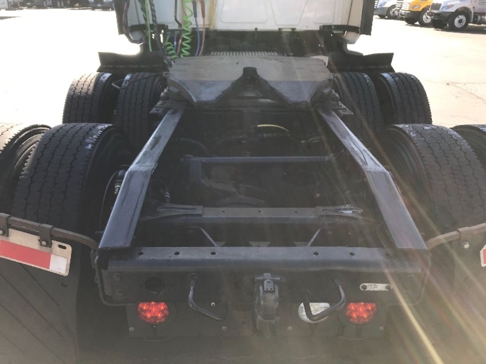 Sleeper Tractor-Heavy Duty Tractors-International-2023-LT625-Torrance-CA-627,591\n\t\tmiles-$ 49,000 - Image 6