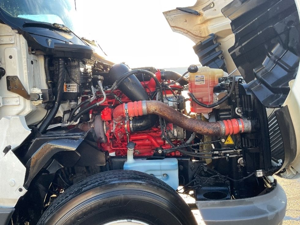 Sleeper Tractor-Heavy Duty Tractors-International-2023-LT625-Torrance-CA-656,640\n\t\tmiles-$ 45,750 - Image 20