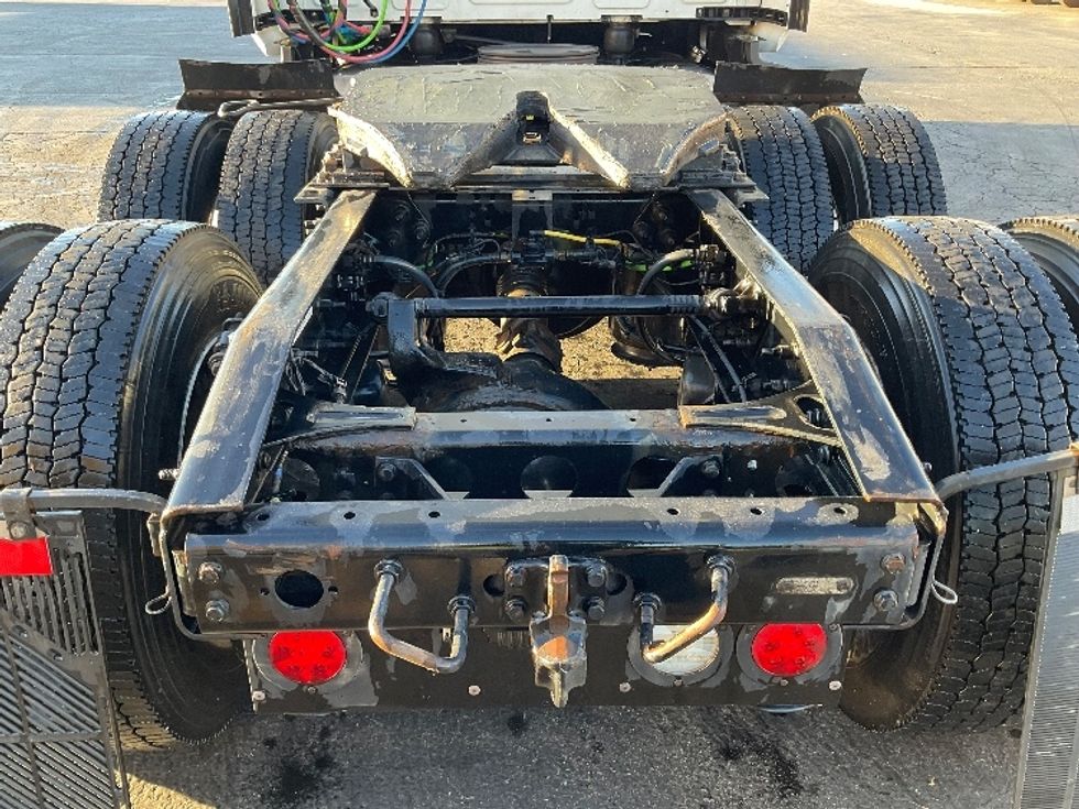 Sleeper Tractor-Heavy Duty Tractors-International-2023-LT625-Torrance-CA-656,640\n\t\tmiles-$ 45,750 - Image 6