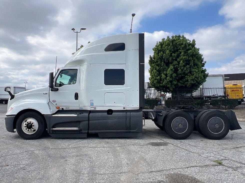 Sleeper Tractor-Heavy Duty Tractors-International-2023-LT625-Torrance-CA-676,665\n\t\tmiles-$ 43,750 - Image 4