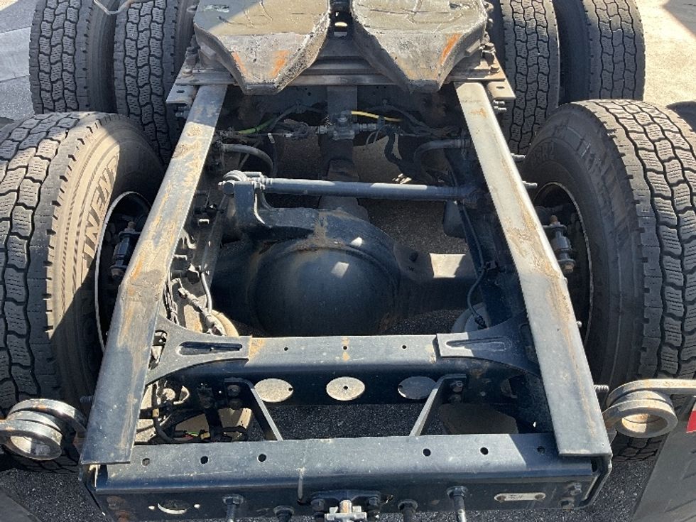 Sleeper Tractor-Heavy Duty Tractors-International-2023-LT625-Torrance-CA-699,648\n\t\tmiles-$ 41,250 - Image 6