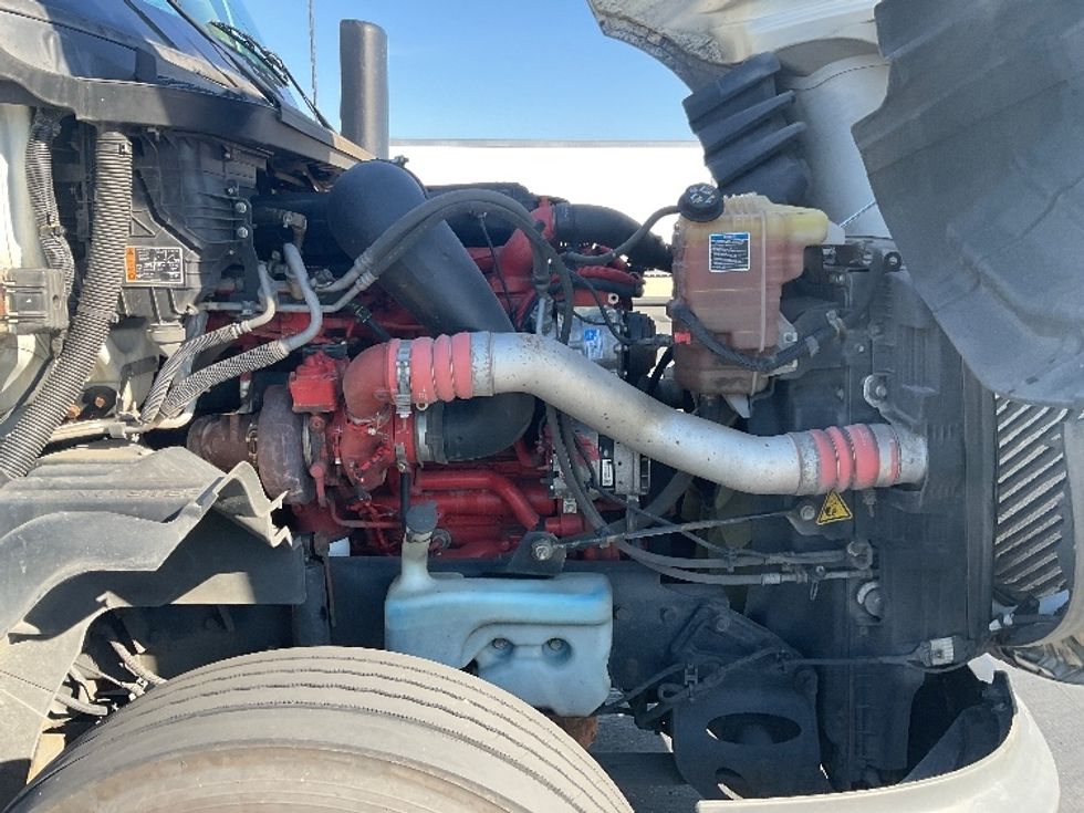 Sleeper Tractor-Heavy Duty Tractors-International-2023-LT625-Torrance-CA-719,399\n\t\tmiles-$ 39,000 - Image 20