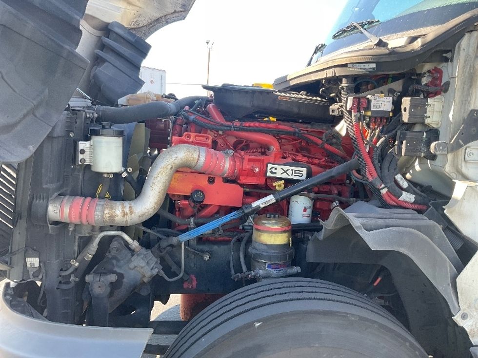 Sleeper Tractor-Heavy Duty Tractors-International-2023-LT625-Torrance-CA-719,399\n\t\tmiles-$ 39,000 - Image 21