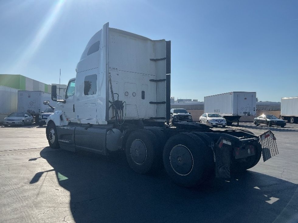 Sleeper Tractor-Heavy Duty Tractors-International-2023-LT625-Torrance-CA-719,399\n\t\tmiles-$ 39,000 - Image 5