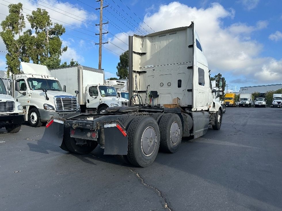 Sleeper Tractor-Heavy Duty Tractors-International-2023-LT625-Torrance-CA-743,124\n\t\tmiles-$ 44,750 - Image 7