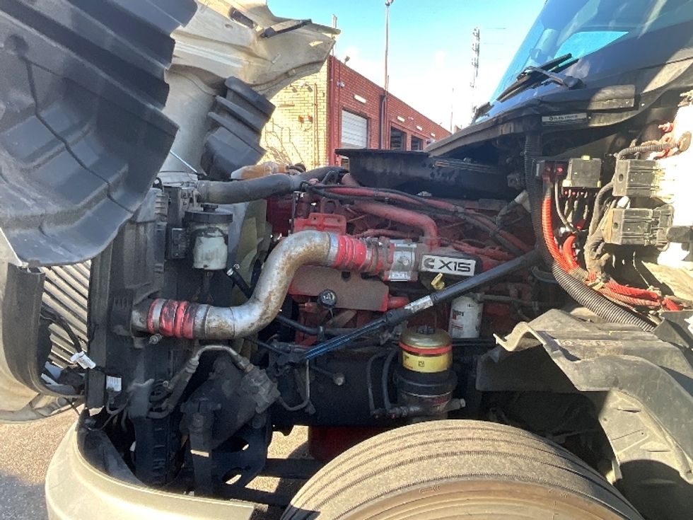 Sleeper Tractor-Heavy Duty Tractors-International-2023-LT625-Torrance-CA-750,738\n\t\tmiles-$ 35,750 - Image 21