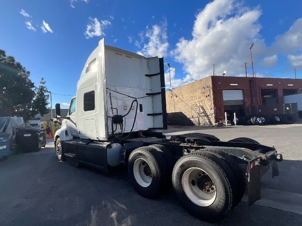 Sleeper Tractor-Heavy Duty Tractors-International-2023-LT625-Torrance-CA-750,738\n\t\tmiles-$ 35,750 - Image 5