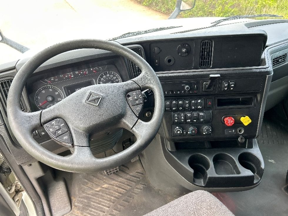 Sleeper Tractor-Heavy Duty Tractors-International-2023-LT625-Tuscaloosa-AL-347,329\n\t\tmiles-$ 85,000 - Image 10