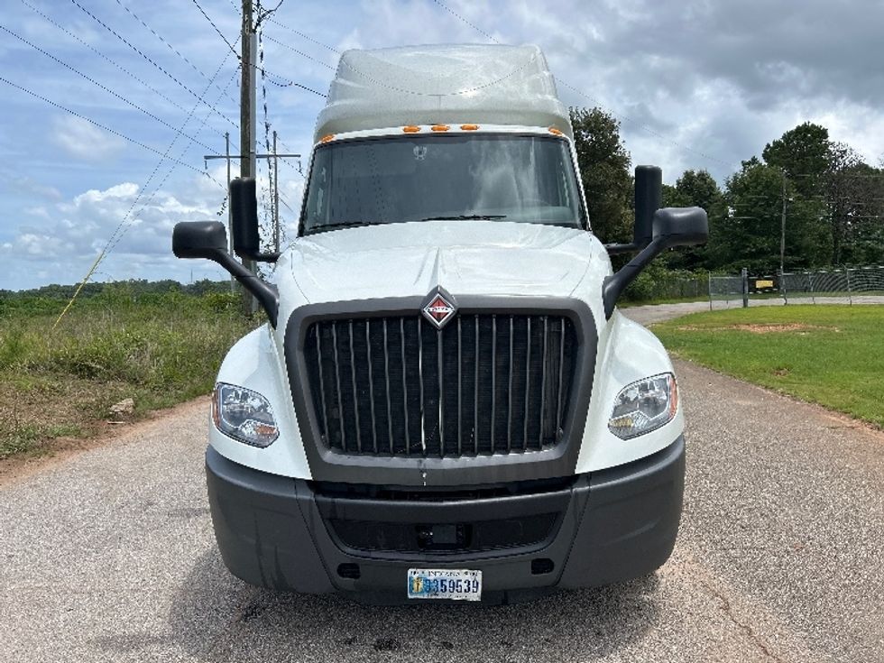 Sleeper Tractor-Heavy Duty Tractors-International-2023-LT625-Tuscaloosa-AL-347,329\n\t\tmiles-$ 85,000 - Image 2