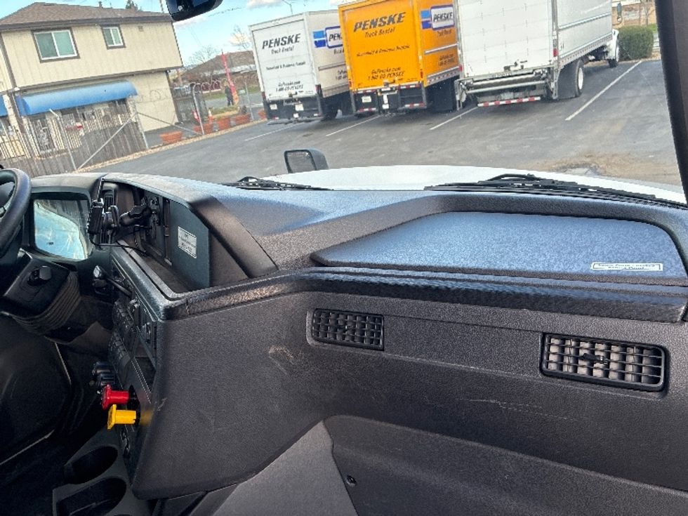 Sleeper Tractor-Heavy Duty Tractors-International-2023-LT625-West Sacramento-CA-632,666\n\t\tmiles-$ 48,500 - Image 13