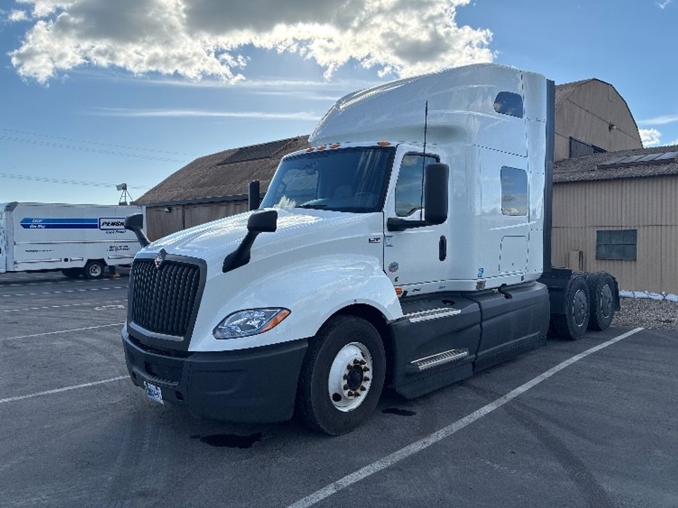 Sleeper Tractor-Heavy Duty Tractors-International-2023-LT625-West Sacramento-CA-632,666\n\t\tmiles-$ 48,500 - Image 3