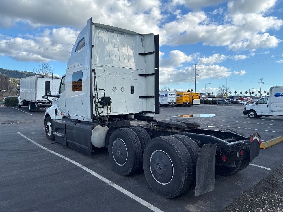 Sleeper Tractor-Heavy Duty Tractors-International-2023-LT625-West Sacramento-CA-632,666\n\t\tmiles-$ 48,500 - Image 5