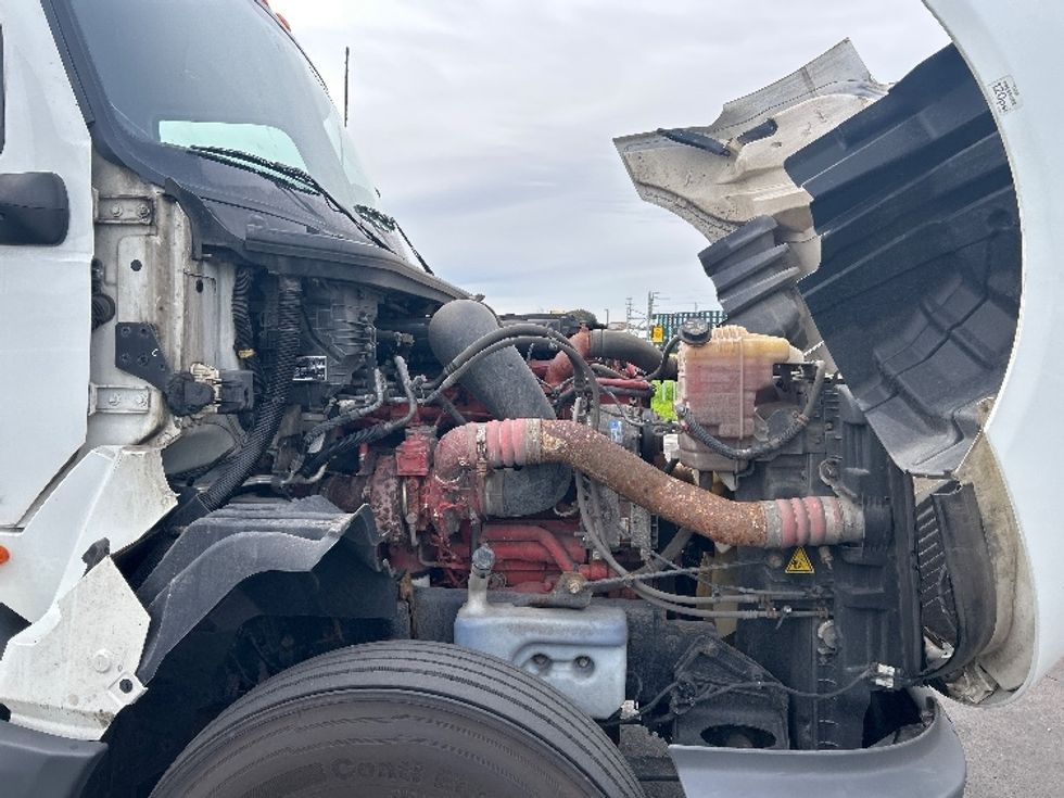 Sleeper Tractor-Heavy Duty Tractors-International-2023-LT625-West Sacramento-CA-667,097\n\t\tmiles-$ 44,750 - Image 19