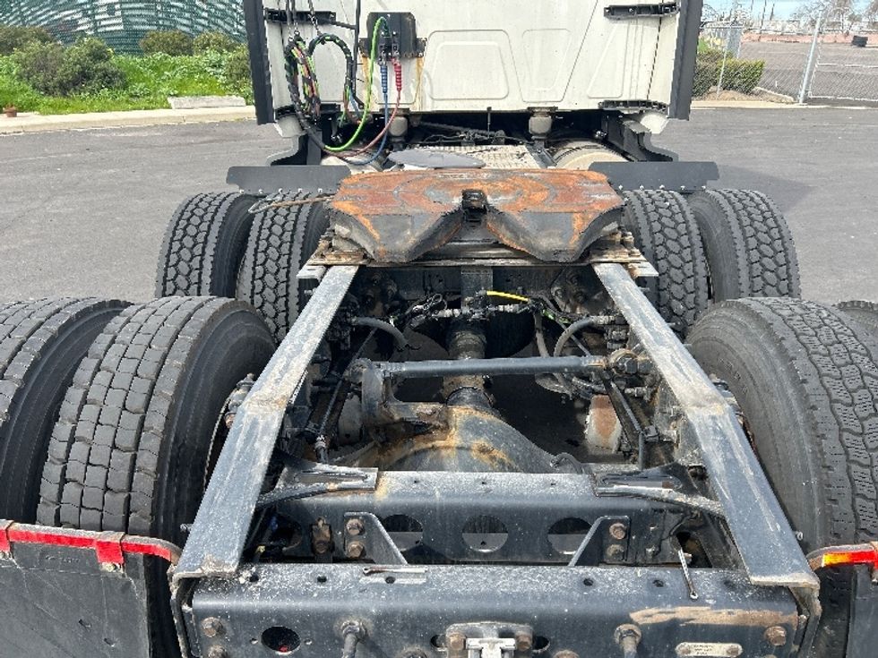 Sleeper Tractor-Heavy Duty Tractors-International-2023-LT625-West Sacramento-CA-667,097\n\t\tmiles-$ 44,750 - Image 6