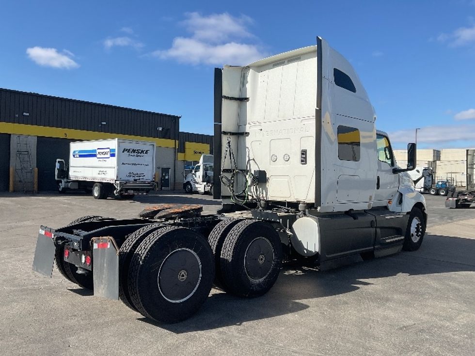 Sleeper Tractor-Heavy Duty Tractors-International-2023-LT625-Windsor-WI-717,244\n\t\tmiles-$ 34,500 - Image 7