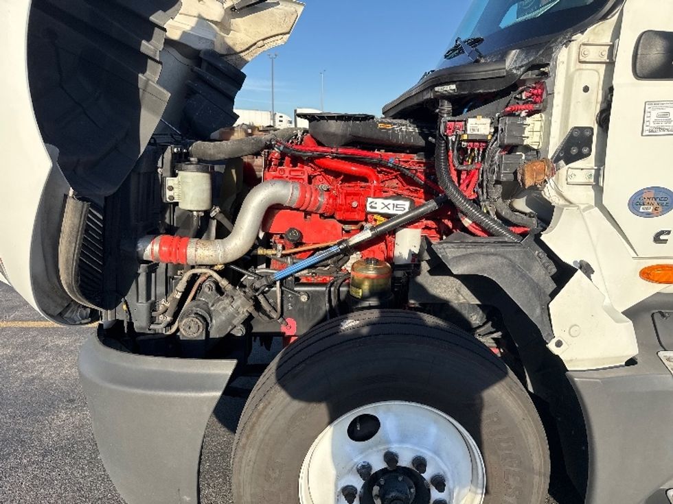 Sleeper Tractor-Heavy Duty Tractors-International-2024-LT625-Chicago (Chicago Ridge)-IL-449,167\n\t\tmiles-$ 88,250 - Image 21