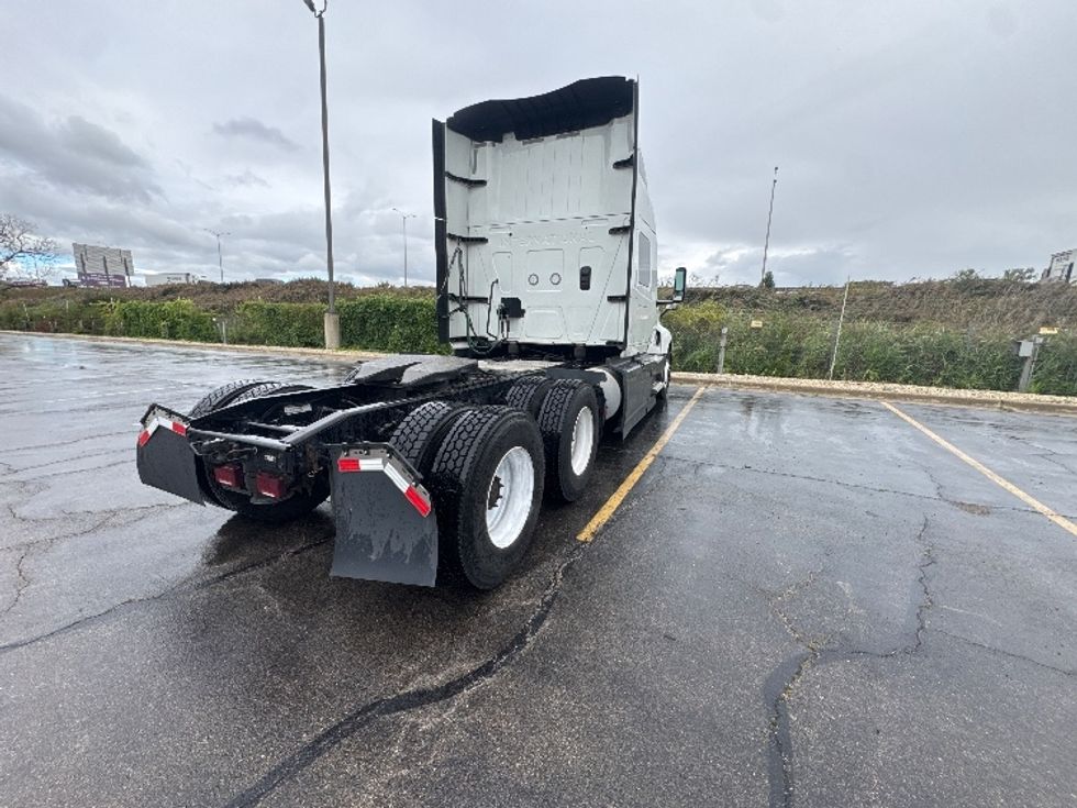 Sleeper Tractor-Heavy Duty Tractors-International-2024-LT625-Chicago (Chicago Ridge)-IL-449,167\n\t\tmiles-$ 88,250 - Image 7
