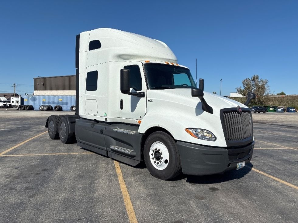 Sleeper Tractor-Heavy Duty Tractors-International-2024-LT625-Chicago (Chicago Ridge)-IL-482,990\n\t\tmiles-$ 79,250 - Image 1