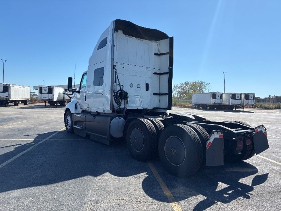 Sleeper Tractor-Heavy Duty Tractors-International-2024-LT625-Chicago (Chicago Ridge)-IL-482,990\n\t\tmiles-$ 79,250 - Image 5
