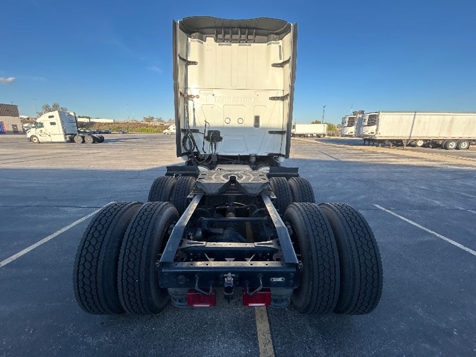 Sleeper Tractor-Heavy Duty Tractors-International-2024-LT625-Chicago (Chicago Ridge)-IL-611,508\n\t\tmiles-$ 65,750 - Image 6
