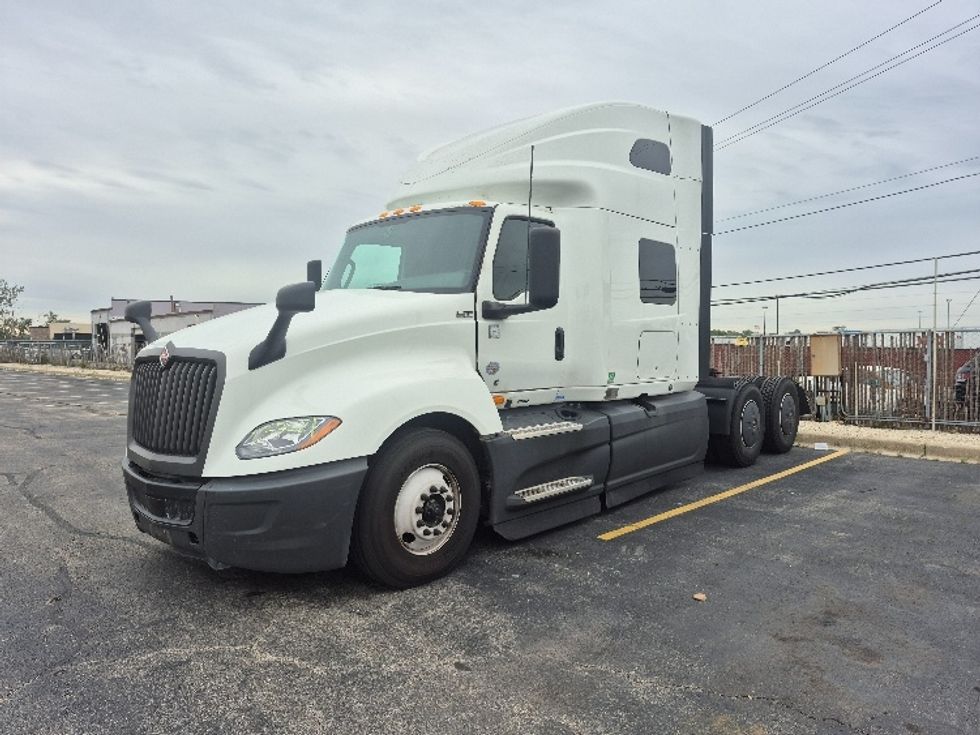 Sleeper Tractor-Heavy Duty Tractors-International-2024-LT625-Chicago (Chicago Ridge)-IL-630,302\n\t\tmiles-$ 66,750 - Image 3