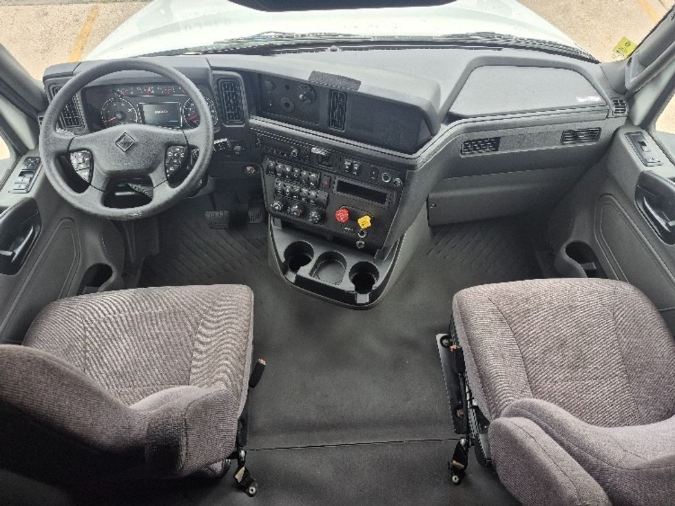 Sleeper Tractor-Heavy Duty Tractors-International-2024-LT625-Chicago (Chicago Ridge)-IL-644,464\n\t\tmiles-$ 62,250 - Image 12