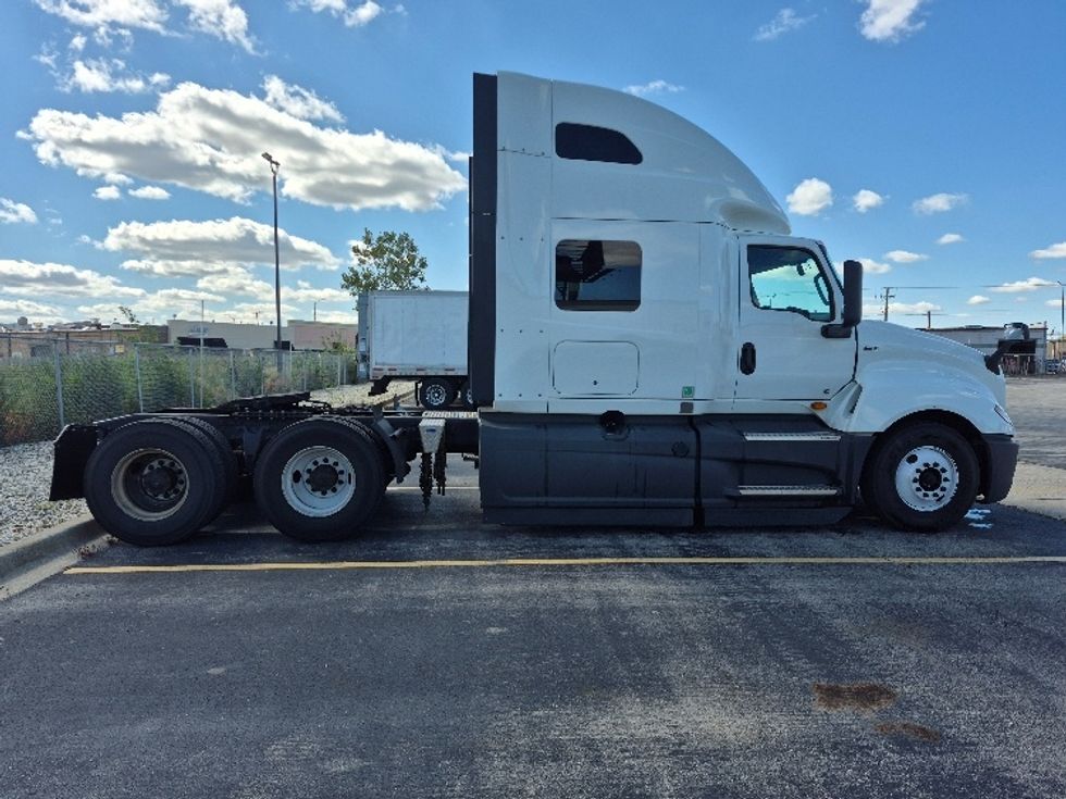 Sleeper Tractor-Heavy Duty Tractors-International-2024-LT625-Chicago (Chicago Ridge)-IL-670,818\n\t\tmiles-$ 59,500 - Image 8