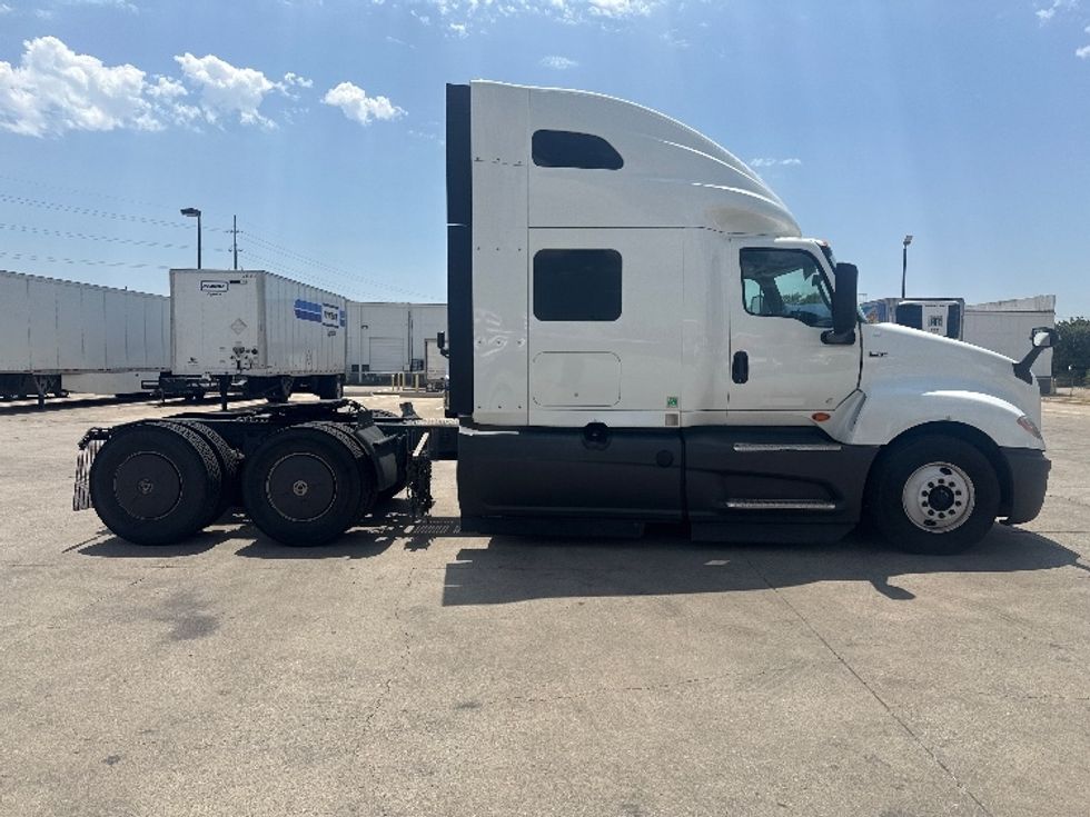Sleeper Tractor-Heavy Duty Tractors-International-2024-LT625-Dallas-TX-837,499\n\t\tmiles-$ 44,750 - Image 8