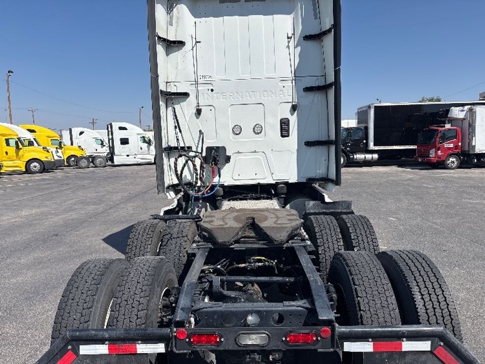 Sleeper Tractor-Heavy Duty Tractors-International-2024-LT625-El Paso-TX-532,940\n\t\tmiles-$ 74,500 - Image 6