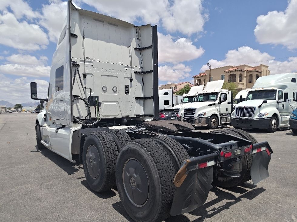 Sleeper Tractor-Heavy Duty Tractors-International-2024-LT625-El Paso-TX-647,928\n\t\tmiles-$ 63,500 - Image 5