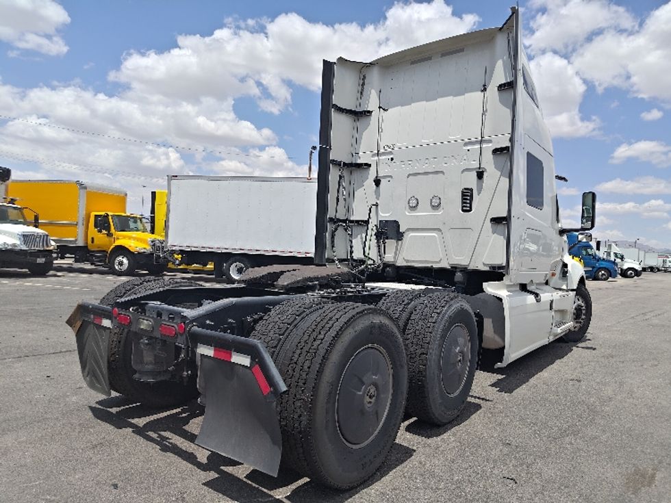 Sleeper Tractor-Heavy Duty Tractors-International-2024-LT625-El Paso-TX-647,928\n\t\tmiles-$ 63,500 - Image 7