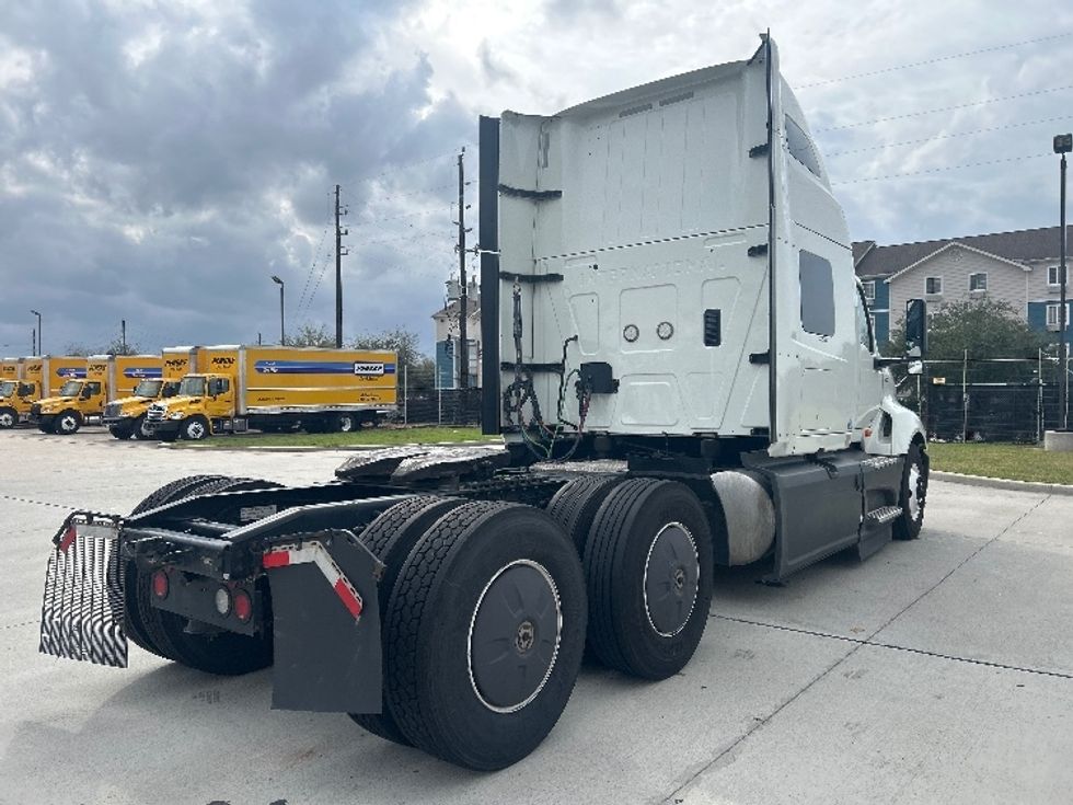 Sleeper Tractor-Heavy Duty Tractors-International-2024-LT625-Houston-TX-440,111\n\t\tmiles-$ 75,750 - Image 7
