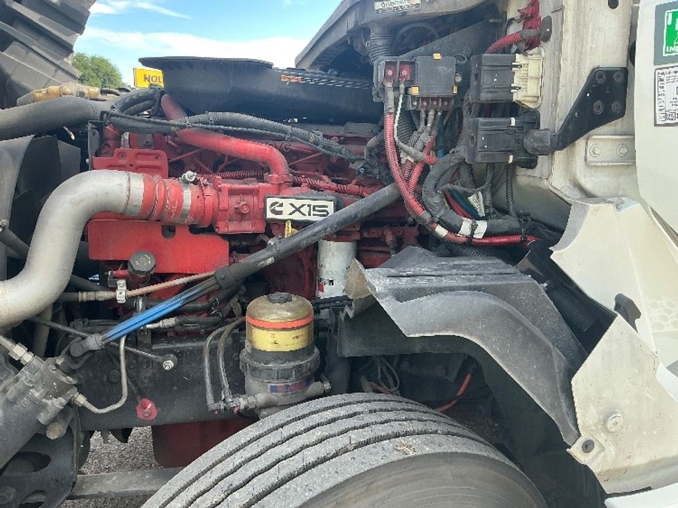 Sleeper Tractor-Heavy Duty Tractors-International-2024-LT625-Longview-TX-189,692\n\t\tmiles-$ 102,750 - Image 21