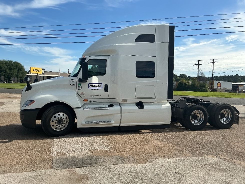 Sleeper Tractor-Heavy Duty Tractors-International-2024-LT625-Longview-TX-189,692\n\t\tmiles-$ 102,750 - Image 4