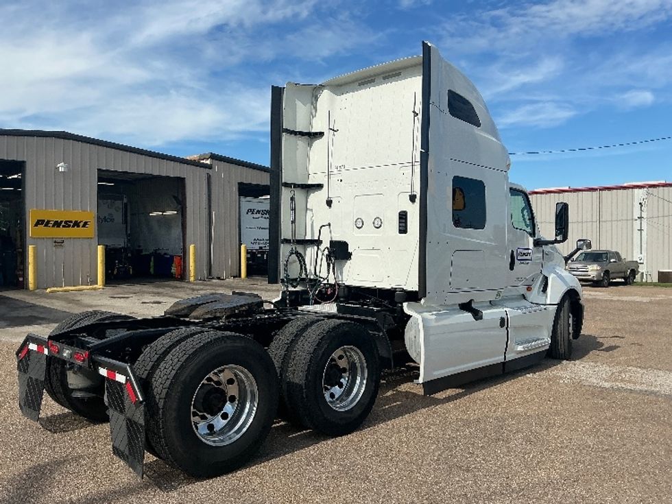 Sleeper Tractor-Heavy Duty Tractors-International-2024-LT625-Longview-TX-189,692\n\t\tmiles-$ 102,750 - Image 7