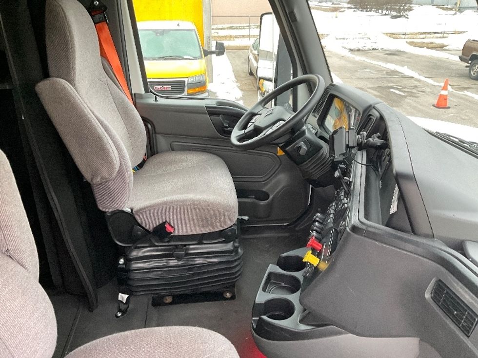 Sleeper Tractor-Heavy Duty Tractors-International-2024-LT625-Moberly-MO-516,667\n\t\tmiles-$ 65,500 - Image 14