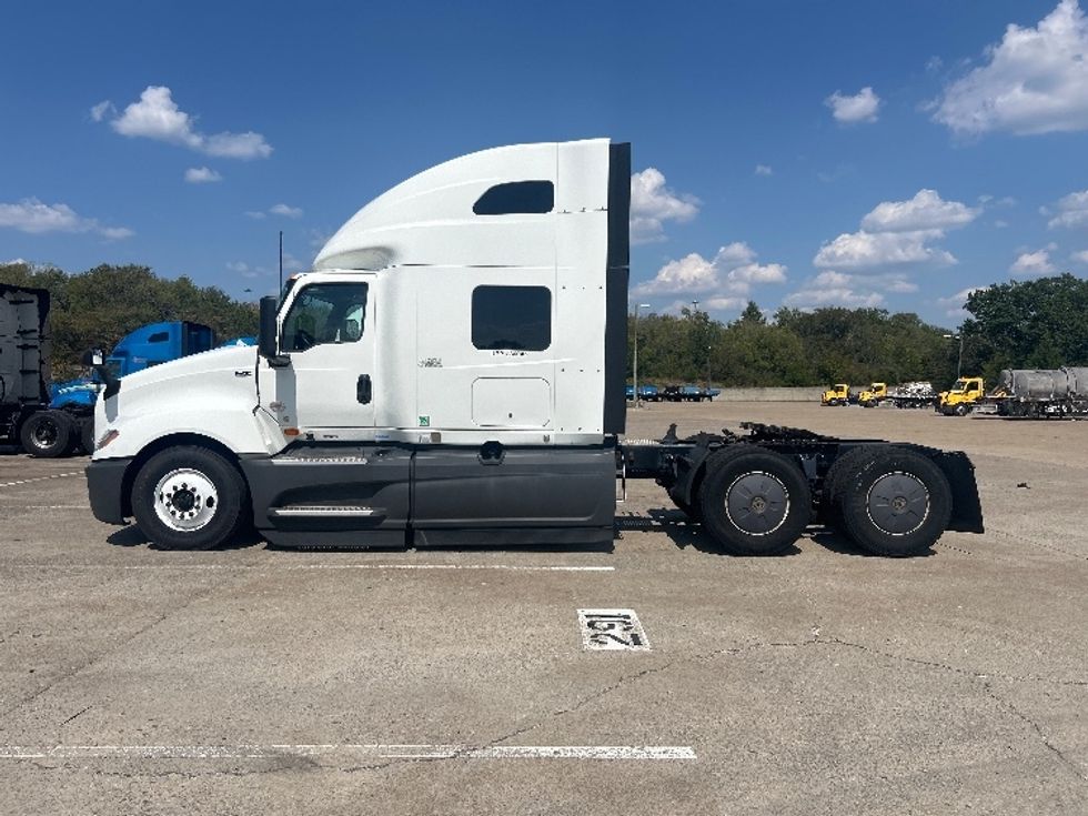 Sleeper Tractor-Heavy Duty Tractors-International-2024-LT625-Nashville (Mount Juliet)-TN-782,216\n\t\tmiles-$ 50,500 - Image 4
