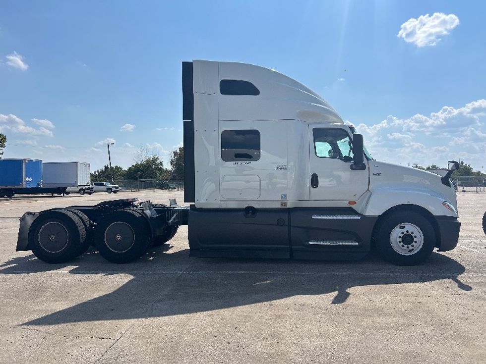 Sleeper Tractor-Heavy Duty Tractors-International-2024-LT625-Nashville (Mount Juliet)-TN-782,216\n\t\tmiles-$ 50,500 - Image 8